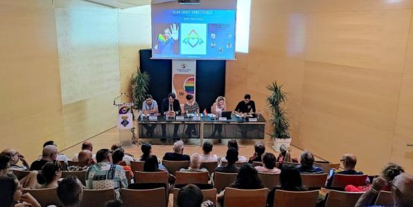Round table in Salou on hate crimes against the LGBTI community